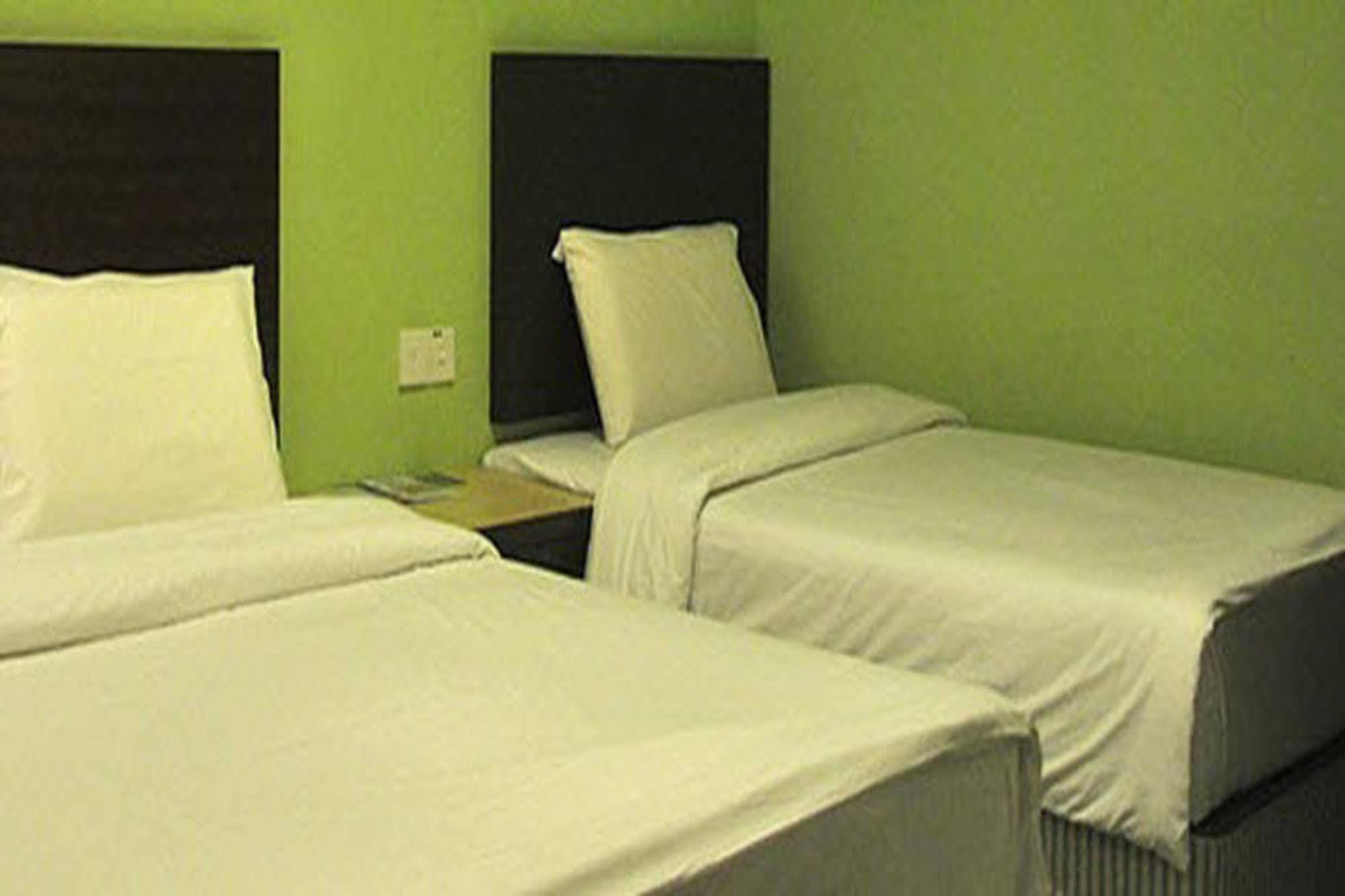 Golden Bay Hotel Melaka Zewnętrze zdjęcie